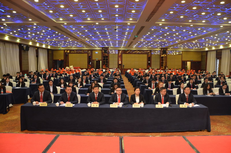 新思路裝飾2014年終總結(jié)暨表彰大會(huì)圓滿(mǎn)落幕